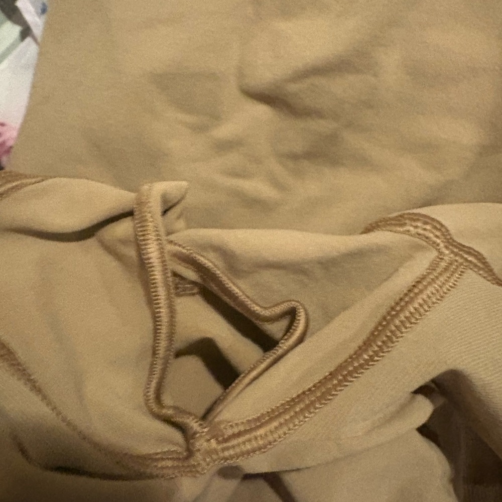 SKIMS Tan Seamless Shaping Bodysuit Size XL - Picture 6 of 6